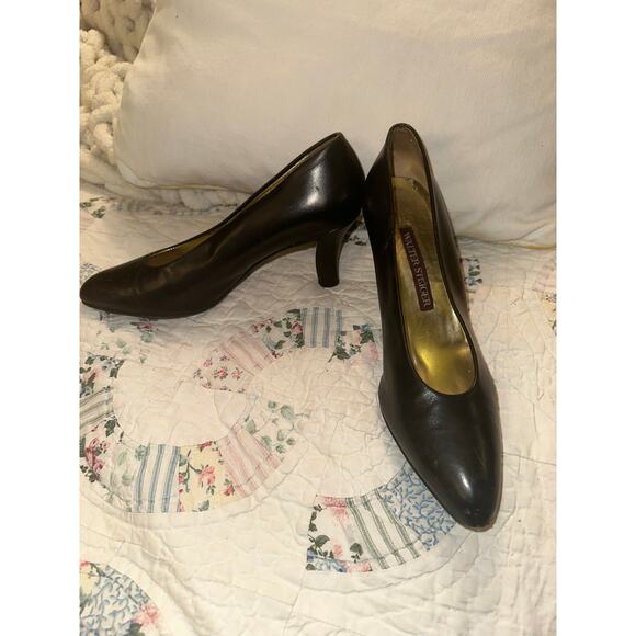 WALTER STEIGER BLACK LEATHER PUMPS 7.5N - Picture 1 of 7